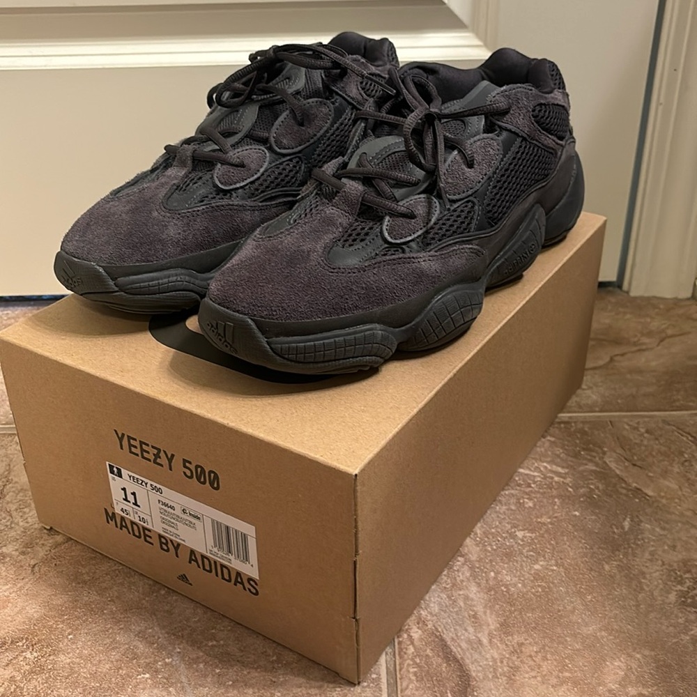 Yeezy 500 Utility Black sz 11